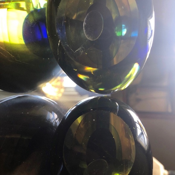 One glass teardrop/droplet centerpiece - Picture 4 of 4